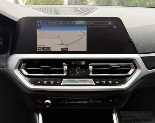 2019 BMW 330 — photo 23