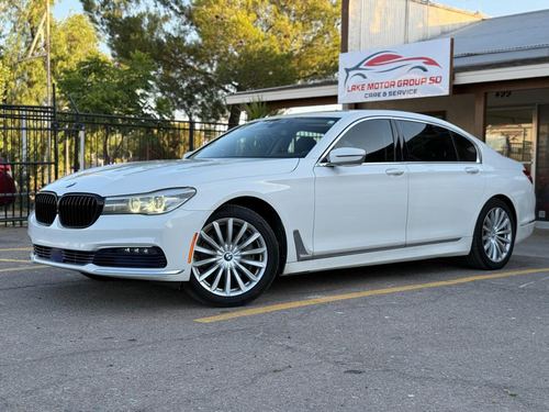 2016 BMW 740 — photo 5