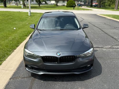 2017 BMW 320i — photo 5