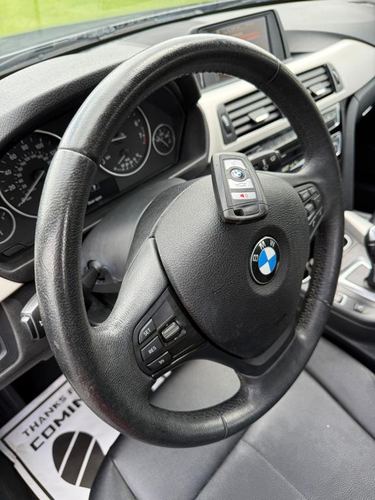2017 BMW 320i — photo 21