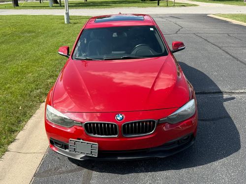 2016 BMW 320i — photo 6