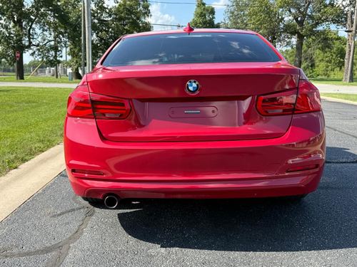 2016 BMW 320i — photo 15