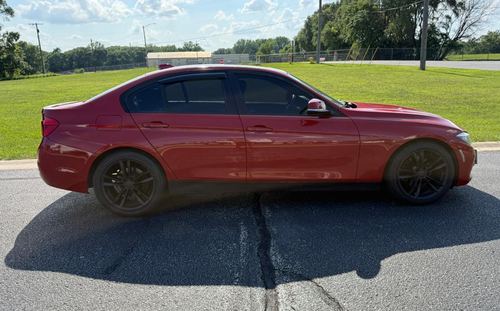 2016 BMW 320i — photo 17