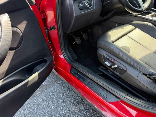 2016 BMW 320i — photo 27