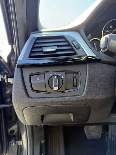 2016 BMW 328 — photo 23