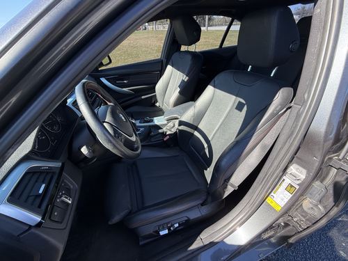 2016 BMW 328 — photo 18