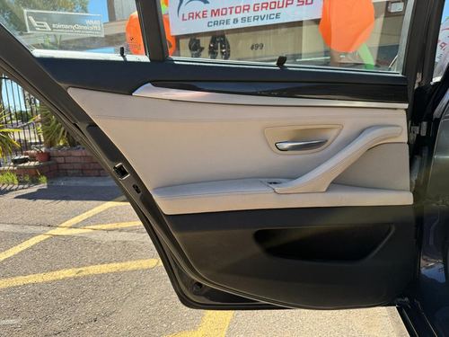 2011 BMW 535 — photo 26
