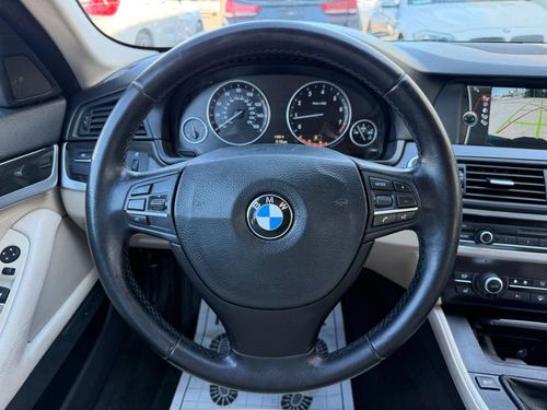 2011 BMW 535 — photo 33