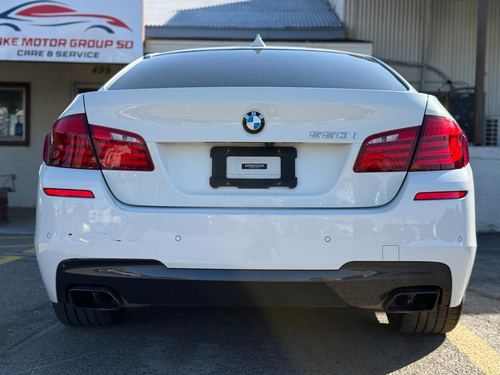 2012 BMW 550 5-Series — photo 8
