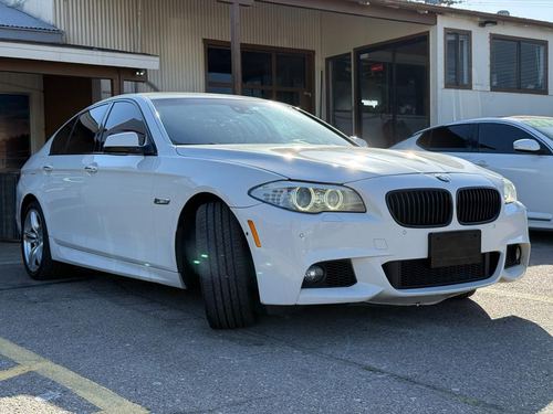 2012 BMW 550 5-Series — photo 12