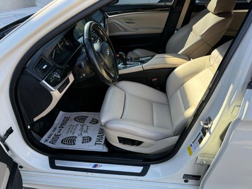 2012 BMW 550 5-Series — photo 18