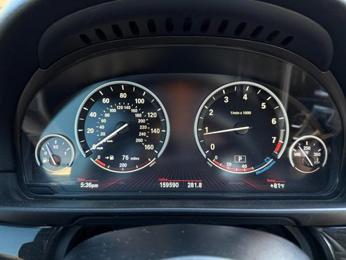 2012 BMW 550 5-Series — photo 21