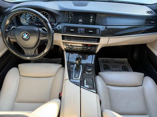 2012 BMW 550 5-Series — photo 22