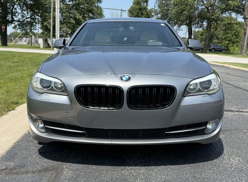 2012 BMW 550i — photo 6