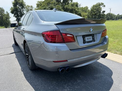 2012 BMW 550i — photo 13