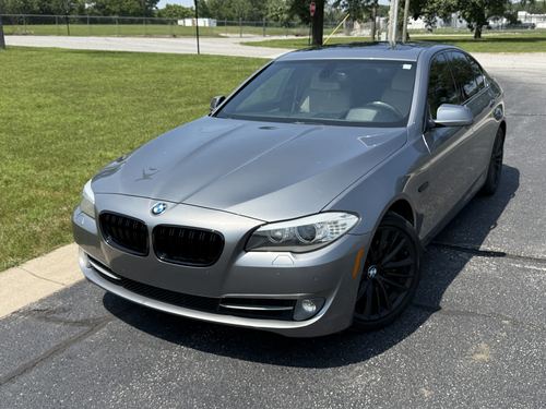 2012 BMW 550i — photo 1