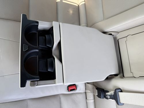 2012 BMW 550i — photo 35