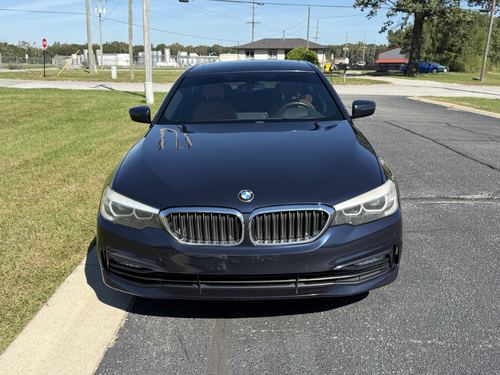 2017 BMW 530 530i — photo 6