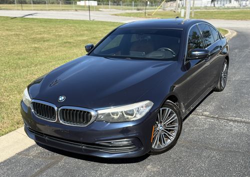 2017 BMW 530 530i — photo 1