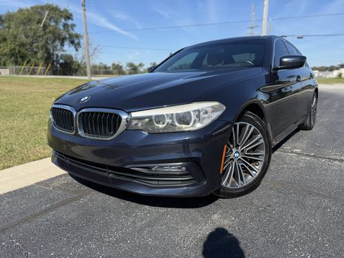 2017 BMW 530 530i — photo 19