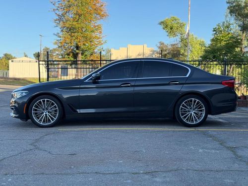 2017 BMW 530i — photo 7