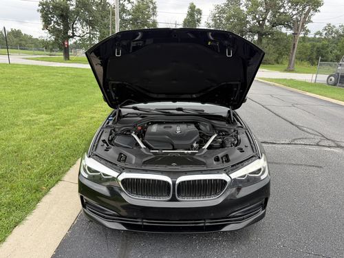 2019 BMW 530 5-Series — photo 4
