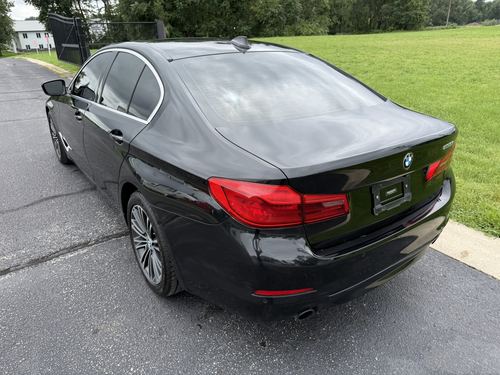 2019 BMW 530 5-Series — photo 13