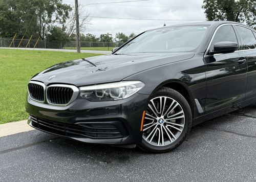 2019 BMW 530 5-Series — photo 17