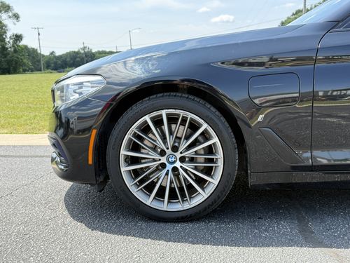 2018 BMW 530E — photo 7