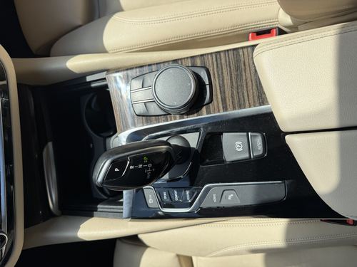 2018 BMW 530E — photo 22