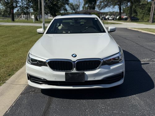 2019 BMW 530E — photo 5