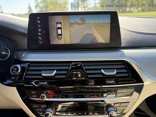2018 BMW M550 — photo 23