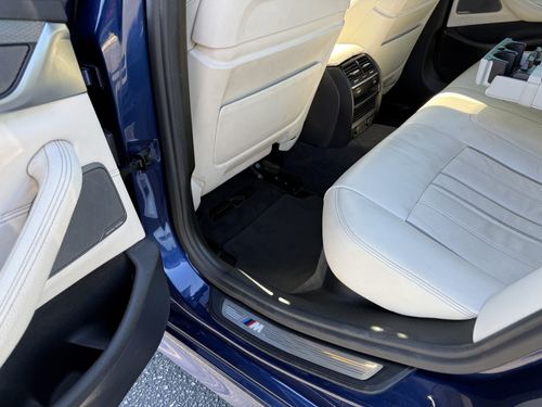 2018 BMW M550 — photo 35