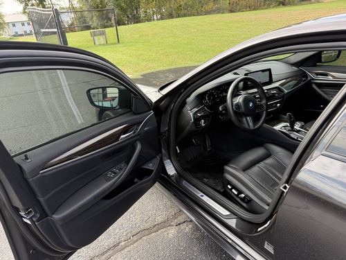 2018 BMW 540 — photo 19