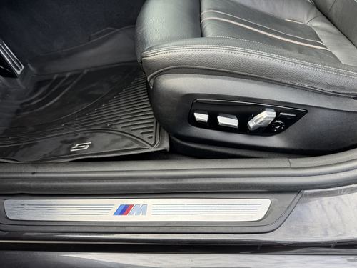 2018 BMW 540 — photo 21