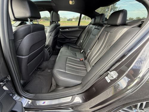 2018 BMW 540 — photo 27