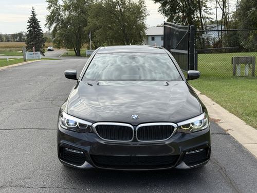 2018 BMW 540 — photo 2