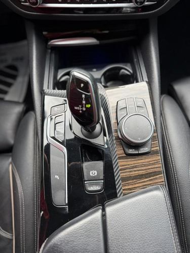 2020 BMW 530 5-Series — photo 21