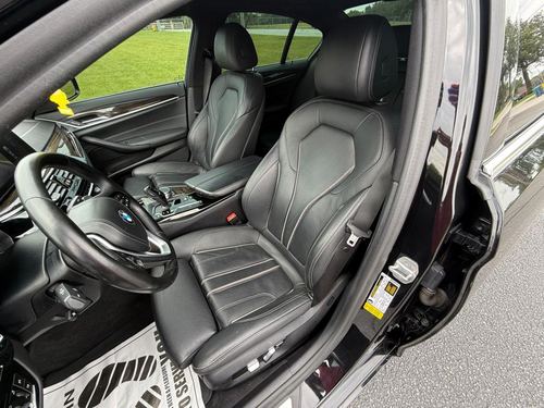 2020 BMW 530 5-Series — photo 28