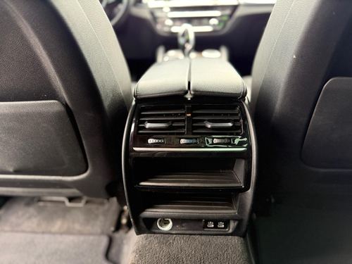 2020 BMW 530 5-Series — photo 35