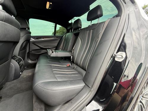 2020 BMW 530 5-Series — photo 38