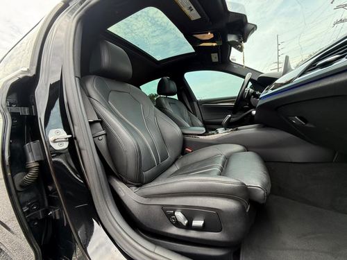 2020 BMW 530 5-Series — photo 48