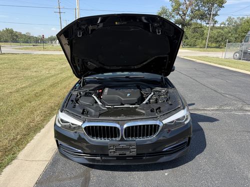 2020 BMW 530 — photo 4