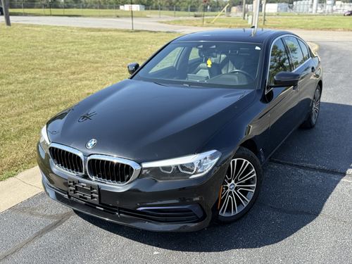 2020 BMW 530 — photo 17
