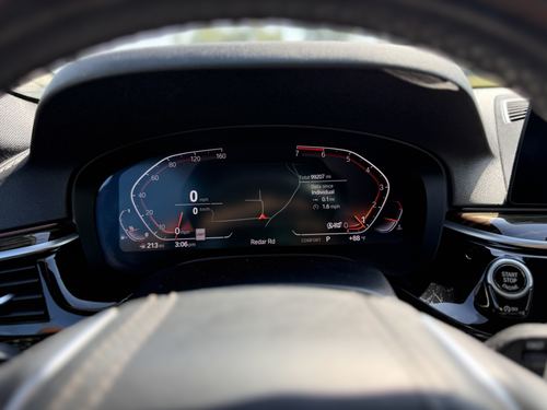 2020 BMW 530 — photo 21