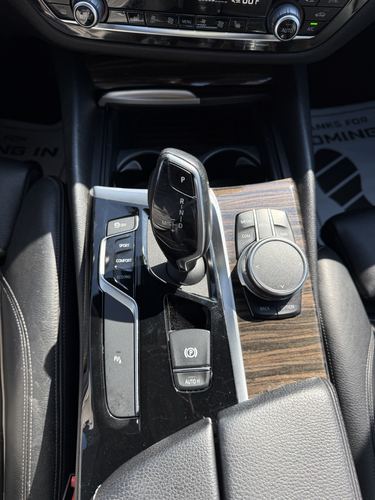 2020 BMW 530 — photo 22