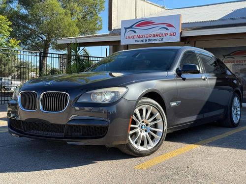 2012 BMW 750 — photo 5