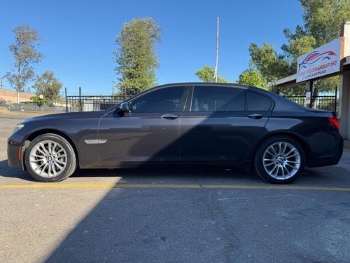 2012 BMW 750 — photo 6