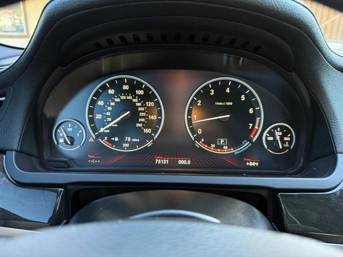 2012 BMW 750 — photo 22