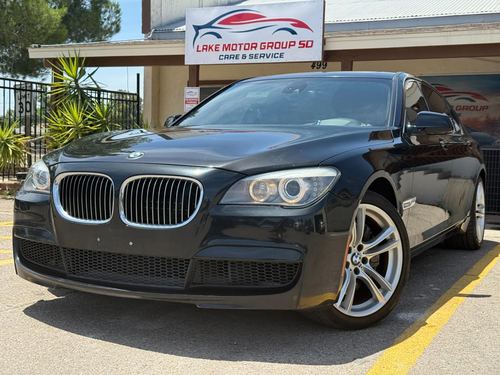 2012 BMW 750 — photo 1